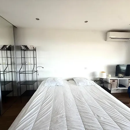Vue Et Piscine 4 Personnes